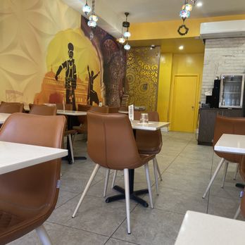 Punjab Canteen - Dining room - Indian Near Me - Montreal, Quebec Punjab Canteen - Dining room - Indian Near Me - Montreal, Quebec