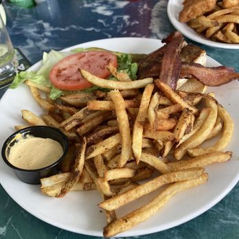 Blue Moon Beach Grill - mahi mahi blt - Seafood Near Me - Nags Head, North Carolina Blue Moon Beach Grill - mahi mahi blt - Seafood Near Me - Nags Head, North Carolina
