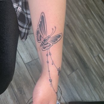 Broadside tattoo - Tattoo Near Me - Las Vegas, Nevada Broadside tattoo - Tattoo Near Me - Las Vegas, Nevada