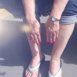 Holiday Nails - Beautiful natural nails in magenta