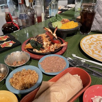 Lupe Tortilla Mexican Restaurant - Seafood Fajitas Custom order here - Tex-Mex Near Me - Austin, Texas