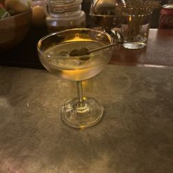 The Francis Kite Club - Gin Martini