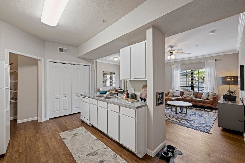 MARQUIS PARKSIDE 233 Photos & 13 Reviews 12820 N Lamar Blvd, Austin