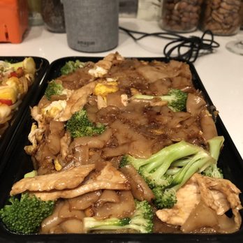 Asia Nine - pad see ew - Sushi Bars Near Me - Gaithersburg, Maryland