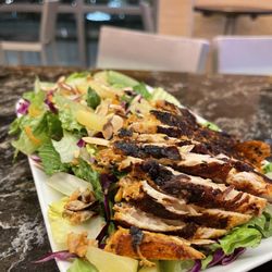 Reserve Kitchen & Bar - Bellevue Lincoln Square - Reserve Kitchen & Bar - Lincoln Square Salad