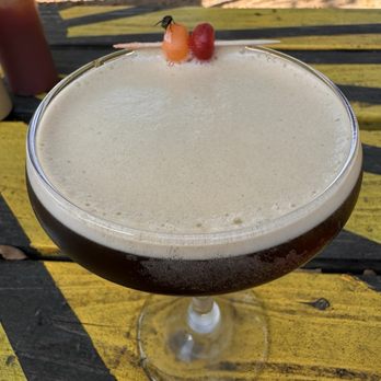 Sunny's Backyard - Pubs Near Me - Austin, Texas