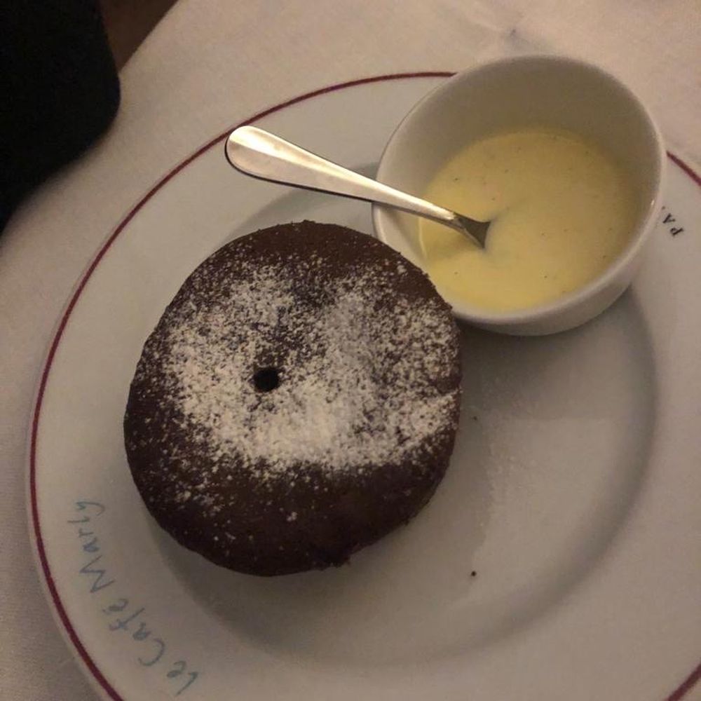Le Café Marly - Lava cake - French Near Me - Paris, 75 Le Café Marly - Lava cake - French Near Me - Paris, 75