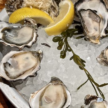Rodney's Oyster House - Seafood Near Me - Toronto, Ontario