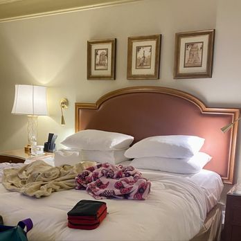 Conrad Indianapolis - Hotels Near Me - Indianapolis, Indiana