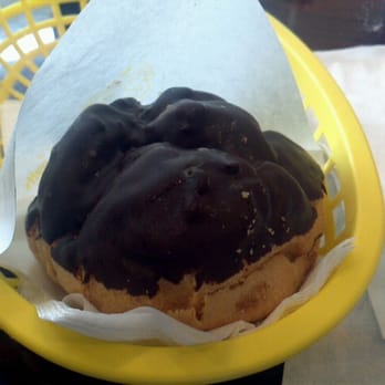 Beard Papa's - Desserts Near Me - Los Angeles, California