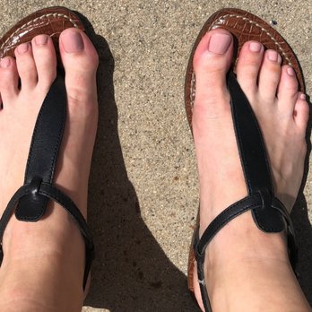 Fargo Nail Spa - Deluxe pedicure $42 plus $15 for gel nails. Gel color number 122! - Nail Salons Near Me - Hanford, California