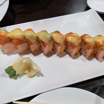 Tobiko - Painted Lady Roll - lobster did not taste fresh - Sushi Bars Near Me - Valley Stream, New York