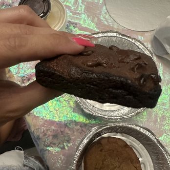 Native Grill & Wings - This burnt tiny brownie was the "brownie Sunday " - Chicken Wings Near Me - Phoenix, Arizona