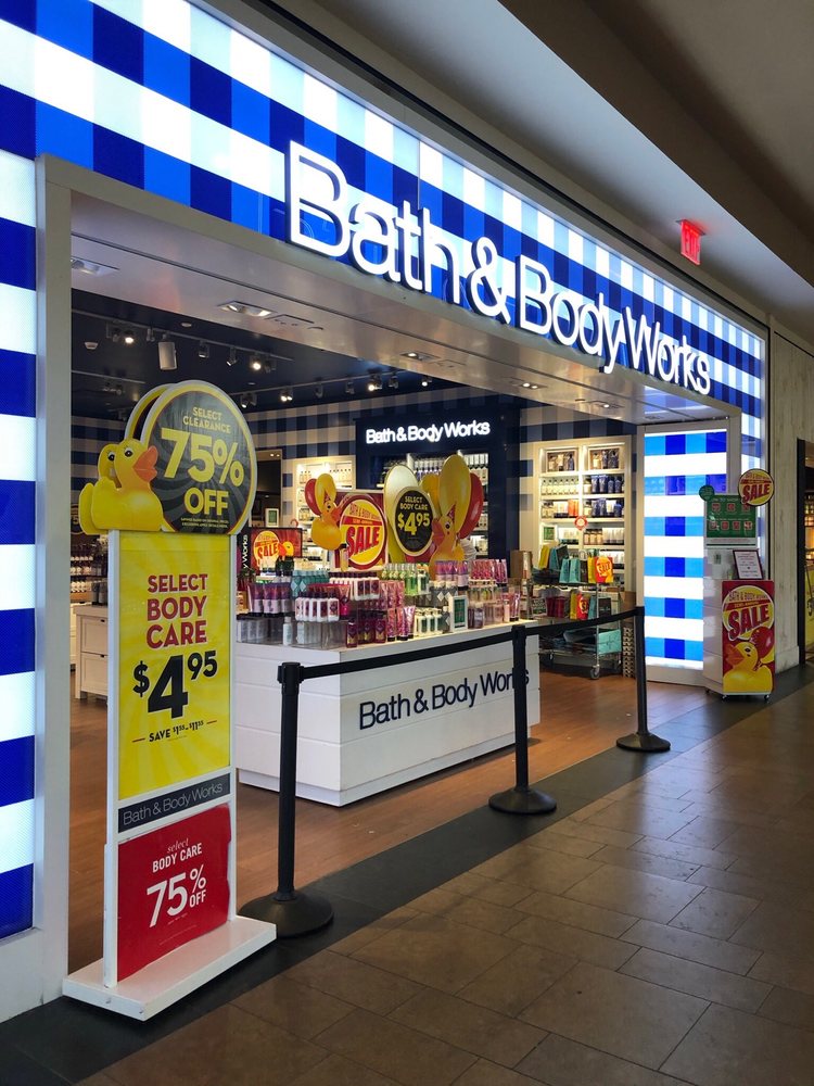 BATH & BODY WORKS 200 Baychester Ave, Bronx, New York Cosmetics