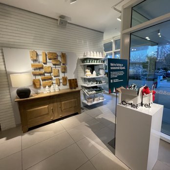 Crate & Barrel - Furniture Stores Near Me - Atlanta, Georgia