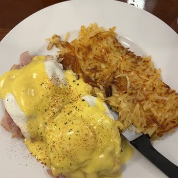 Hen House Eatery - Eggs, Benedict - Breakfast & Brunch Near Me - Minneapolis, Minnesota Hen House Eatery - Eggs, Benedict - Breakfast & Brunch Near Me - Minneapolis, Minnesota