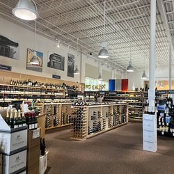 Martin's - Vino galore