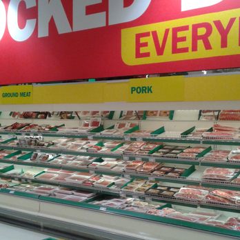 Food Basics - Meets right at the front with the produce - Grocery Near Me - Ottawa, Ontario