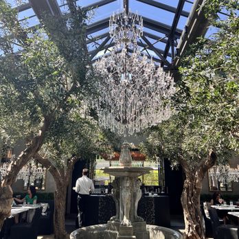 Napa Wine Tour Guides - Wine Tours Near Me - Napa, California Napa Wine Tour Guides - Wine Tours Near Me - Napa, California