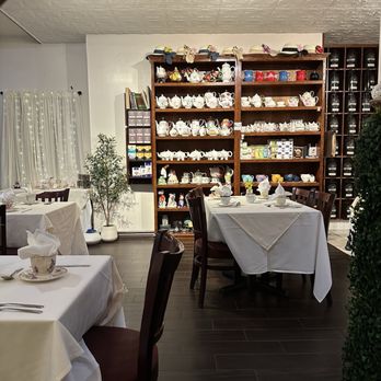 Chado Tea Room - Interior display - Tea Rooms Near Me - Pasadena, California