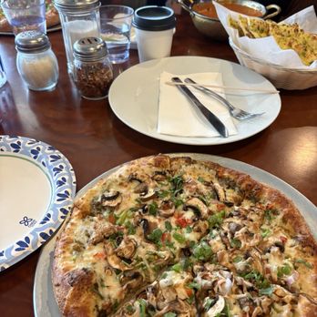Atlas Pizza Parlor - Spicy Curry Veggie Delight - Chicken Wings Near Me - San Bruno, California Atlas Pizza Parlor - Spicy Curry Veggie Delight - Chicken Wings Near Me - San Bruno, California
