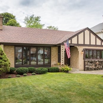 Sharon Lynch - @Properties - Real Estate Agents Near Me - Park Ridge, Illinois Sharon Lynch - @Properties - Real Estate Agents Near Me - Park Ridge, Illinois