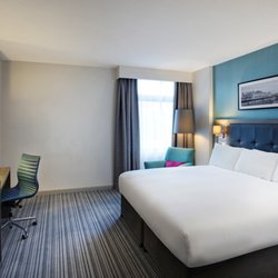 Leonardo Hotel Brighton - Bedroom