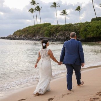 Capture Aloha Photography - Photos by Neena - Session Photography Near Me - Lahaina, Hawaii