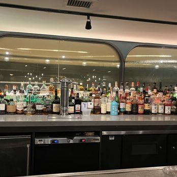 Dovetail Bar & Restaurant - Full bar - New American Near Me - Washington, DC, District of Columbia