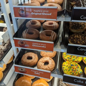 Krispy Kreme - Fall donuts - Desserts Near Me - Toronto, Ontario