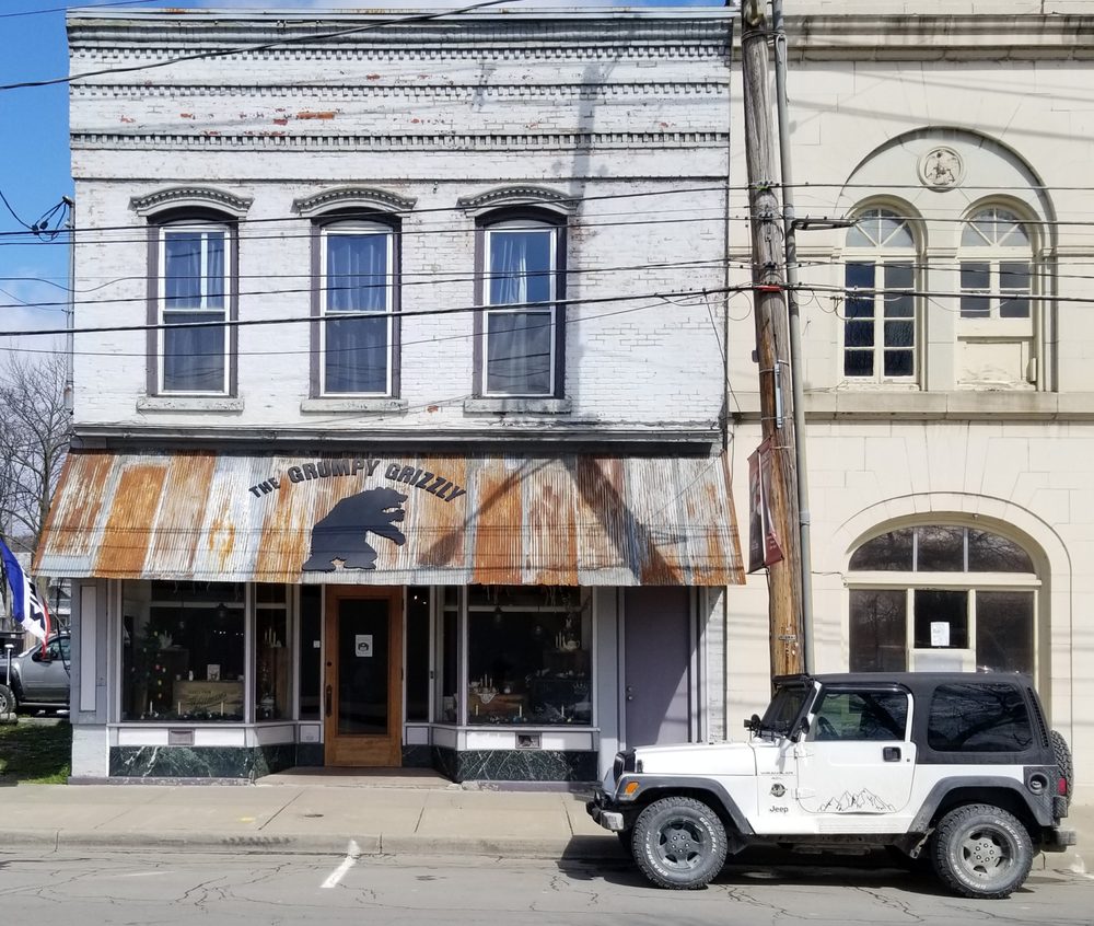 THE GRUMPY GRIZZLY Updated September 2024 12 Reviews 241 Broad St