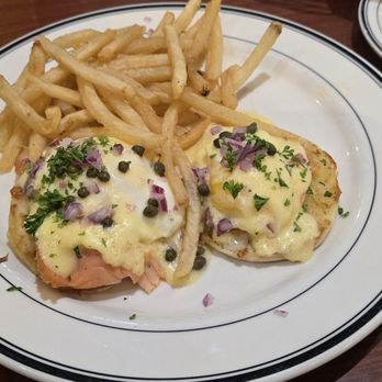 Mimi's Cafe - Breakfast & Brunch Near Me - Fontana, California Mimi's Cafe - Breakfast & Brunch Near Me - Fontana, California
