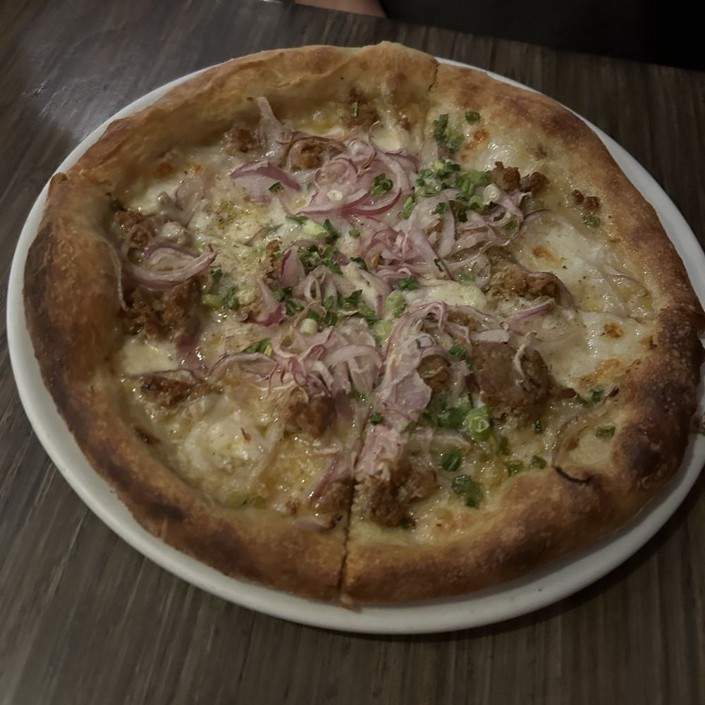 Jimmy's Pub - Fennel sausage pizza - Pubs Near Me - Ojai, California Jimmy's Pub - Fennel sausage pizza - Pubs Near Me - Ojai, California