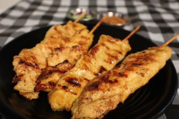 SOI PB THAI STREET FOOD by null