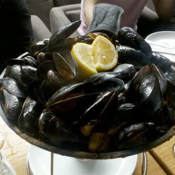 Mesa - mussels - Lounges Near Me - Costa Mesa, California
