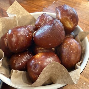 Culinary Dropout - New American Near Me - Austin, Texas