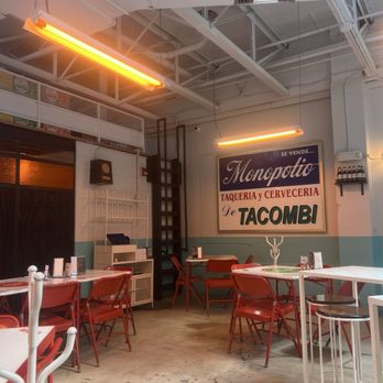 Tacombi - Ambiance - Mexican Near Me - Miami, Florida