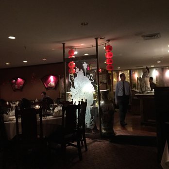 Hsu's Atlanta - Interior - Chinese Near Me - Atlanta, Georgia