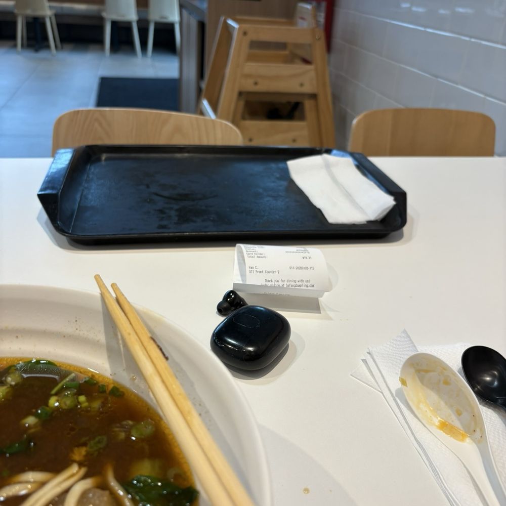 Bafang Dumpling - Sticky gross serving tray - Taiwanese Near Me - Van Nuys, California