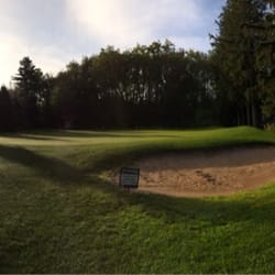 Bathurst Glen Golf Course & Driving Range