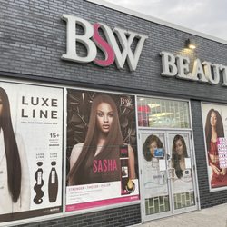 Beauty Supply Warehouse - Out front from the parking lot looking at the front door entrance/exit. August 2021