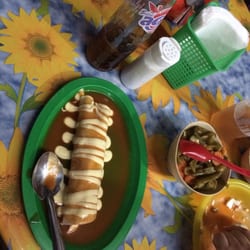 Lonches Leo - Burrita de panela bañada