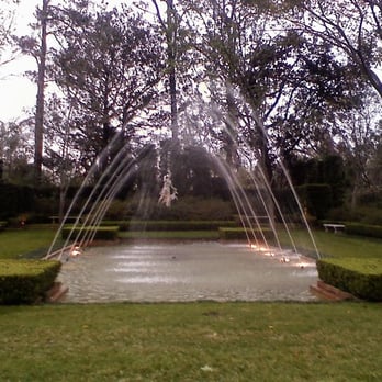 Bayou Bend Collection and Gardens - Fancy Fountain - Art Museums Near Me - Houston, Texas