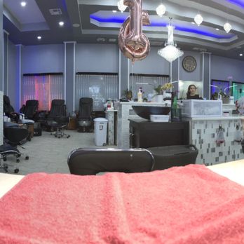 Classy Nails & Spa - My attempt at a quick picture from my nail station. - Nail Salons Near Me - Wichita, Kansas
