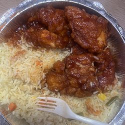 Crunchy Sweet spicy boneless chicken and rice