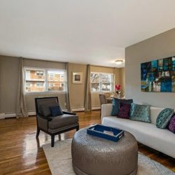 Metropark Station Apartments
