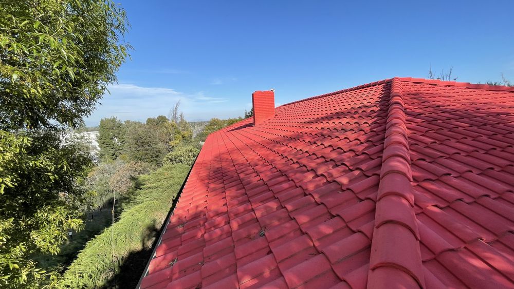 Slide of JVR Roofing