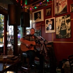 The Fringe Café - Erik Custer's in the house!
