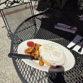The Peasant's Courtyard - Croque Madame - American Near Me - Alamo, California The Peasant's Courtyard - Croque Madame - American Near Me - Alamo, California