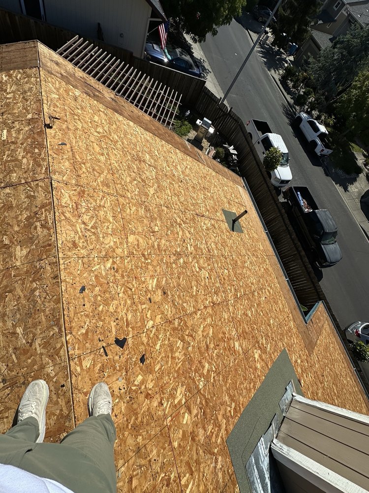 Slide of Ark Roofing & Construction